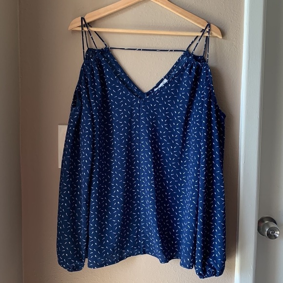 CRESCENT Blue Cold Shoulder Balloon Sleeve Blouse - Picture 2 of 8